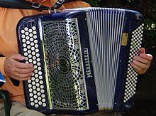 220px accordeon chromatique basses standards